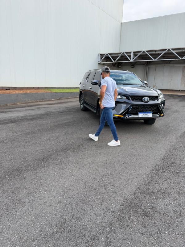 2•EDIÇÃO SW4 DIAMOND OU R$300MIL